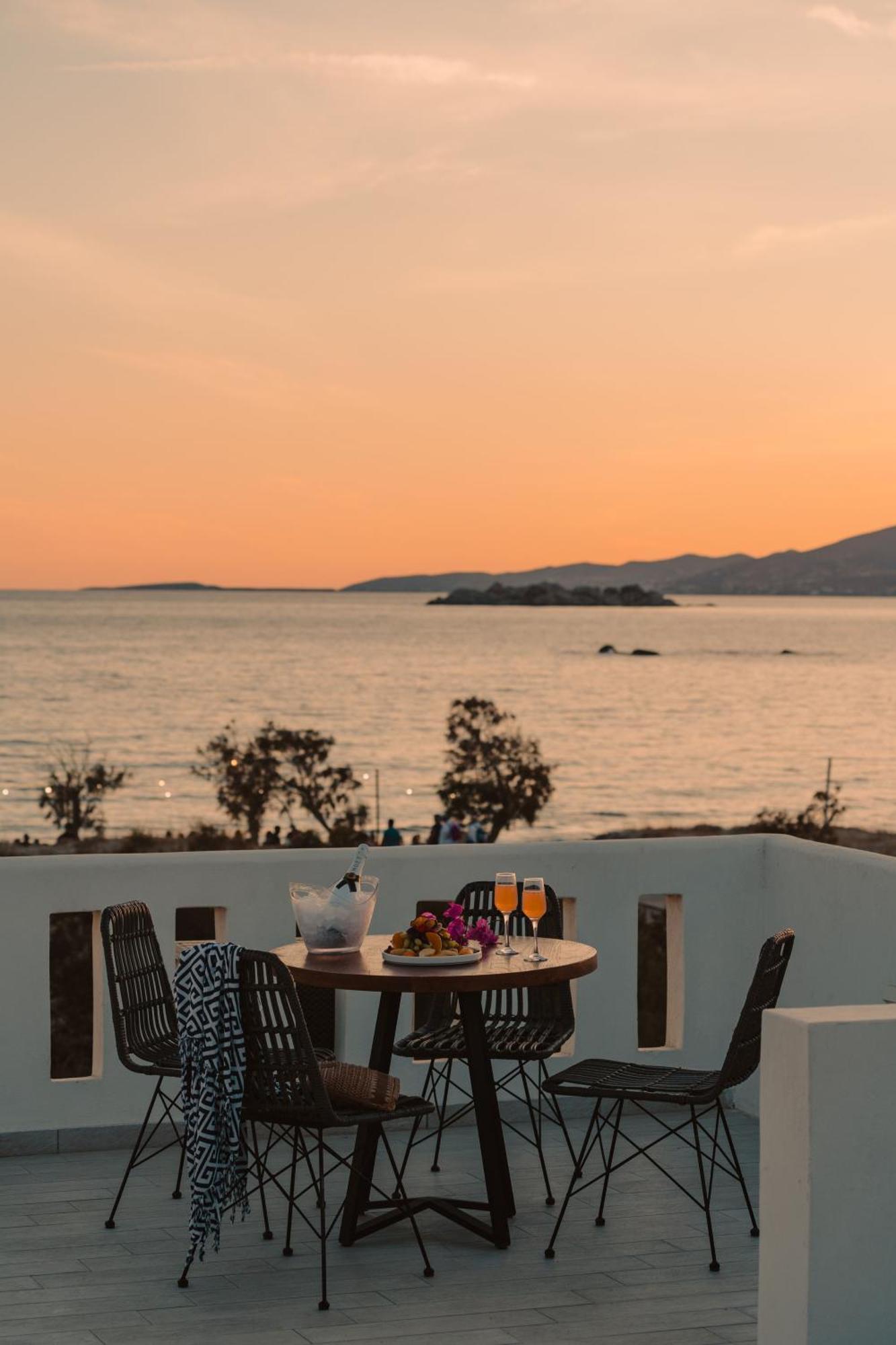 Almiriki Naxos Beachside Living Pláka Esterno foto